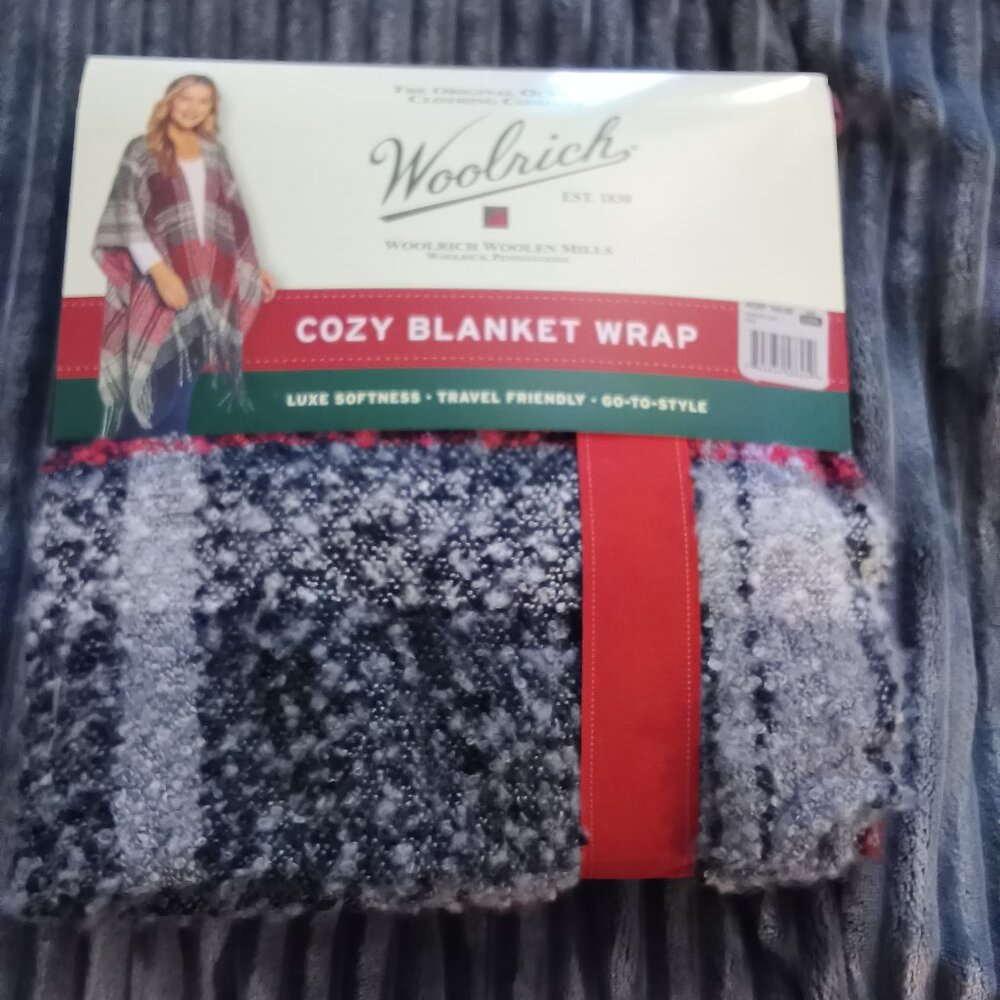 Woolrich Cozy Blanket Wrap